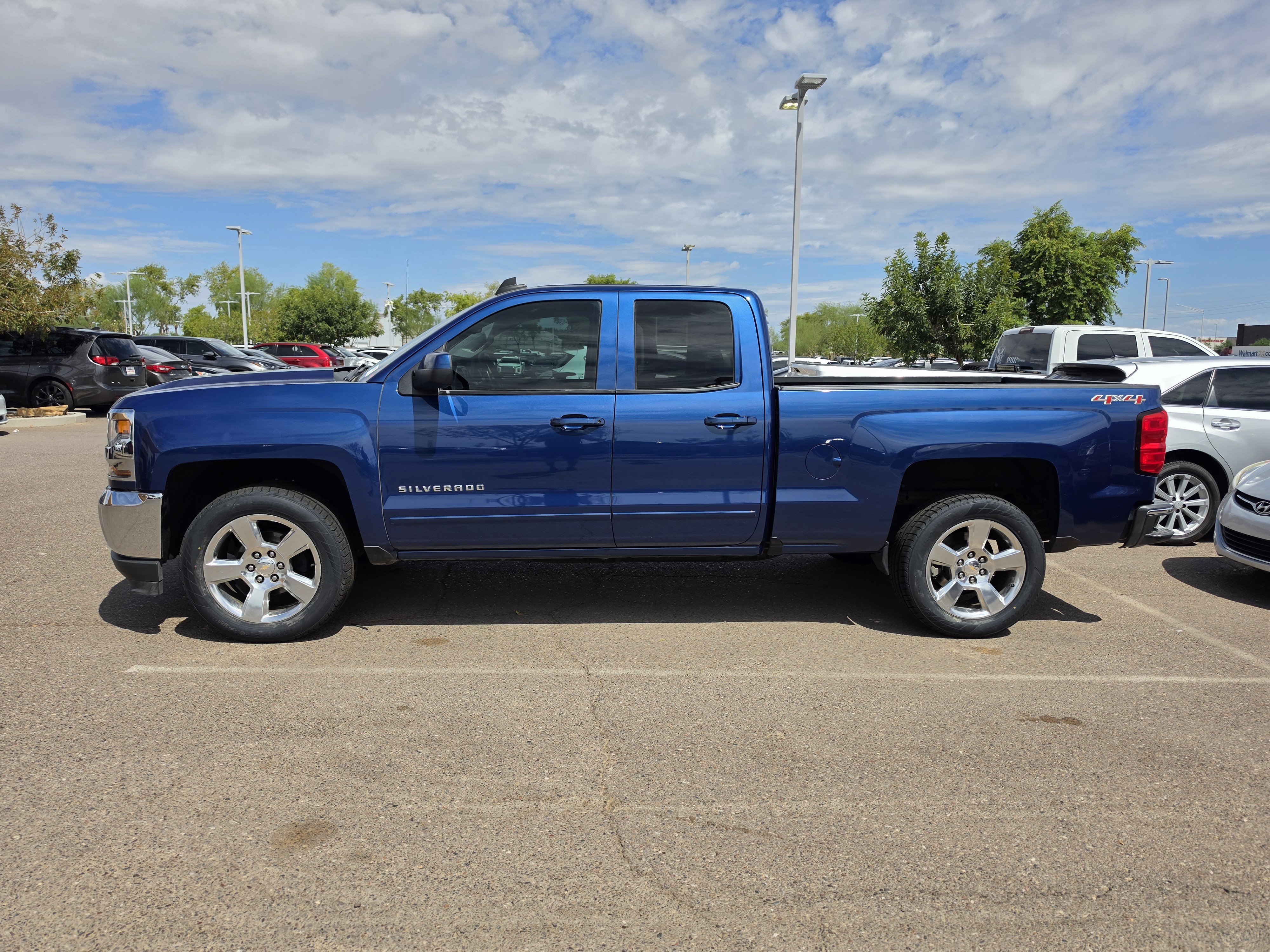 Used 2016 Chevrolet Silverado 1500 LT w/ All Star Edition AWD/4WD image 7