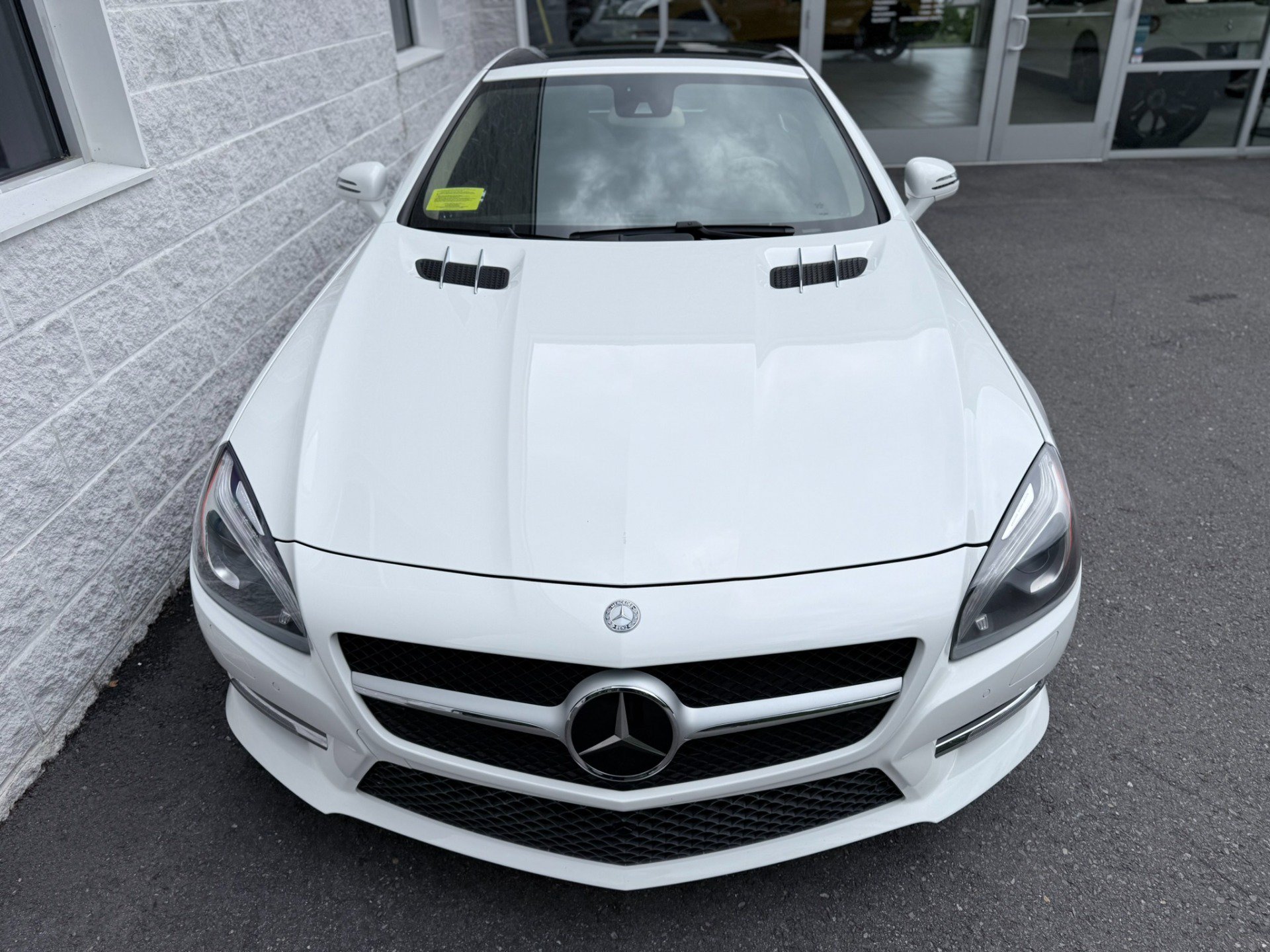 Used 2015 Mercedes-Benz SL 550 image 9
