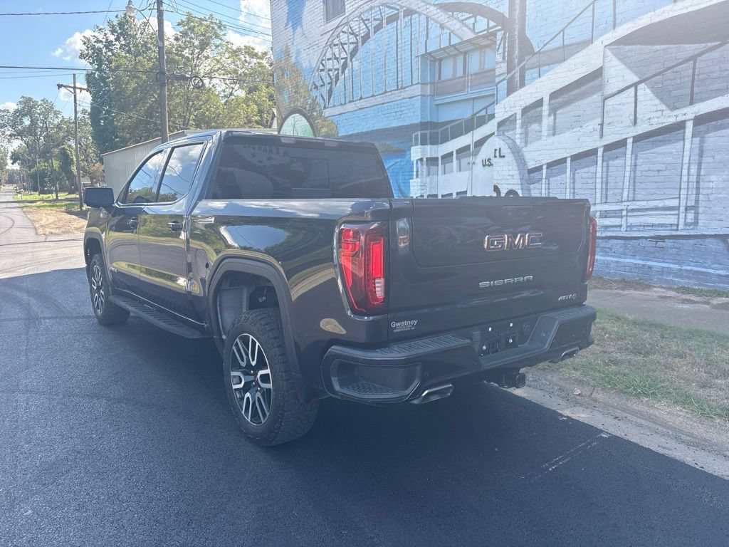 Used 2023 GMC Sierra 1500 AT4 w/ AT4 Premium Package AWD/4WD image 4