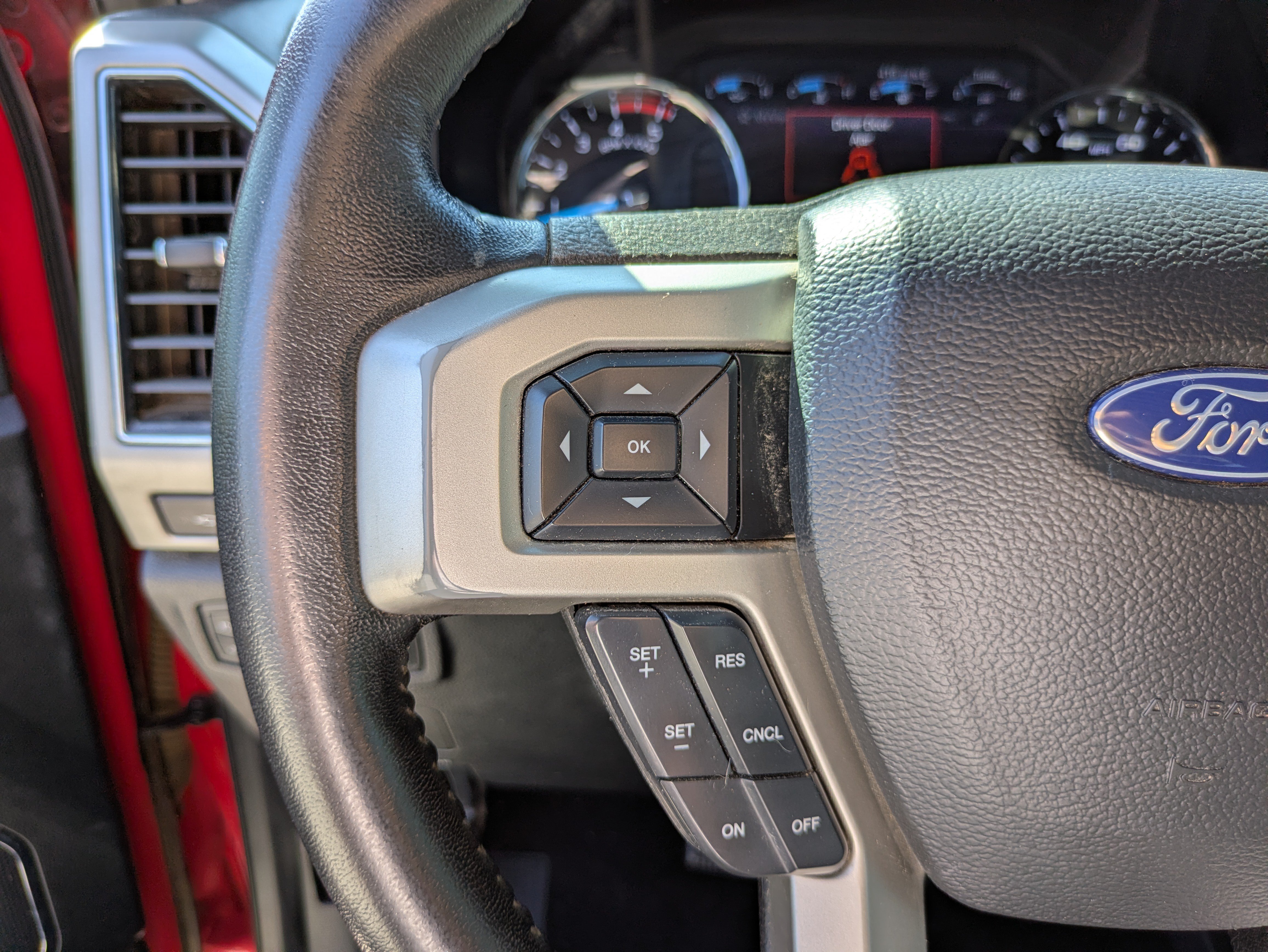 Used 2019 Ford F250 Lariat w/ Chrome Package AWD/4WD image 31