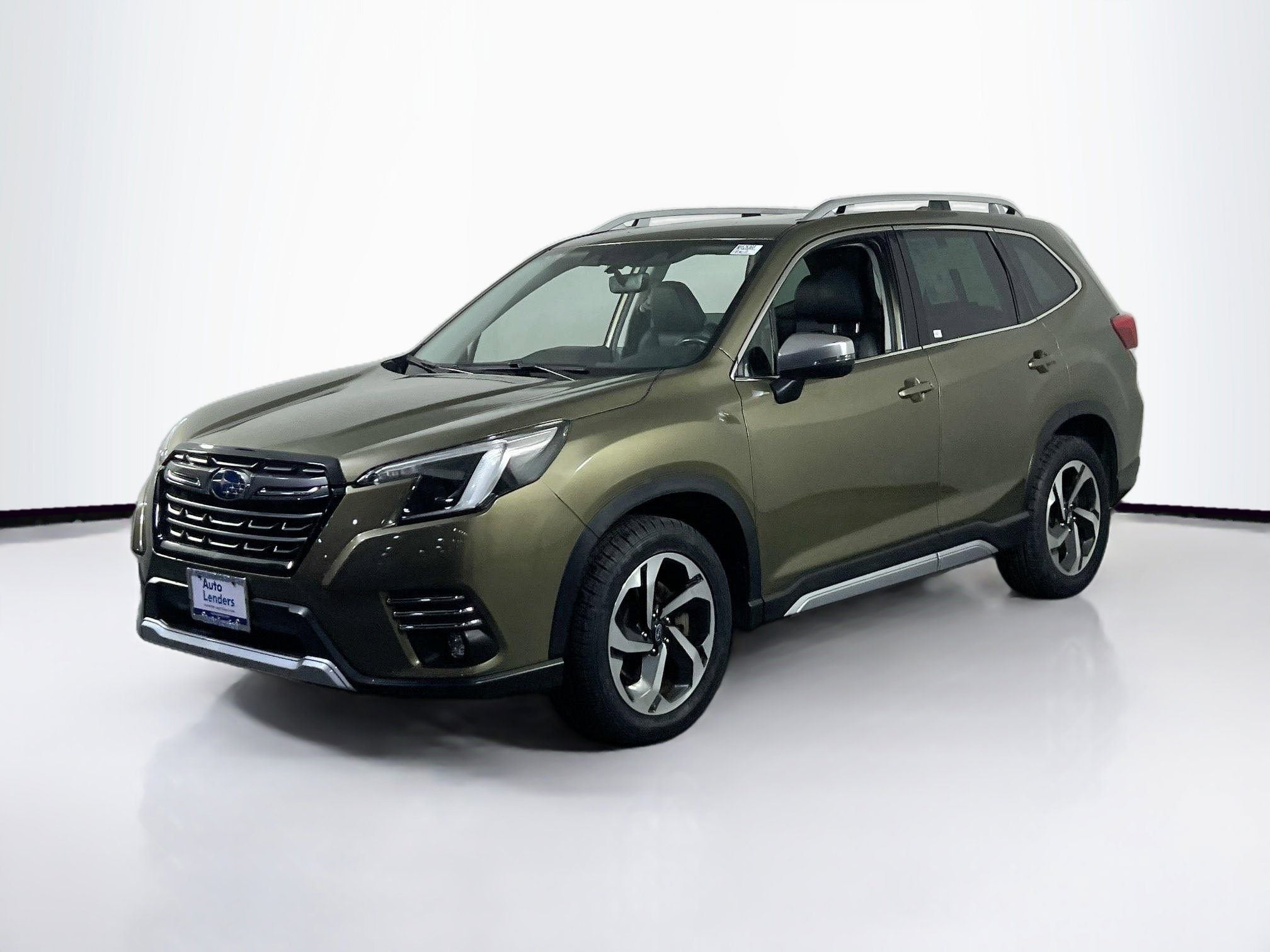 Used 2022 Subaru Forester Touring AWD/4WD image 1