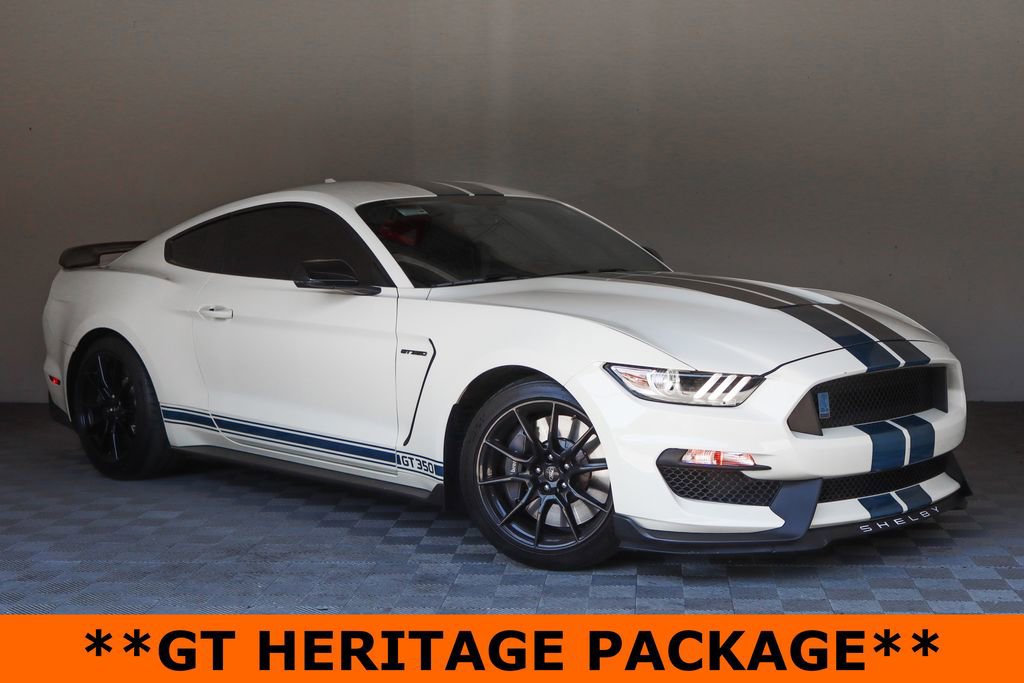 Used 2020 Ford Mustang Shelby GT350 w/ Technology Package RWD image 2