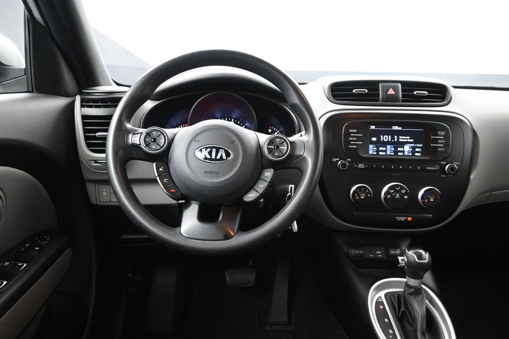 Used 2017 Kia Soul FWD image 27