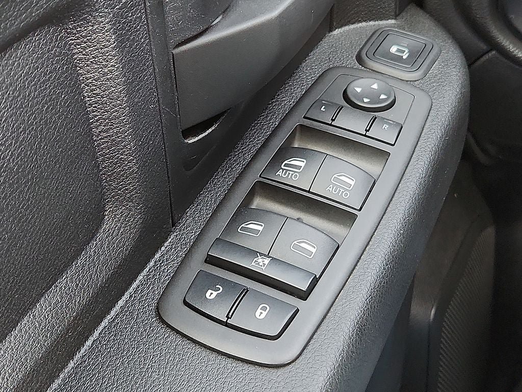 Used 2024 RAM 2500 Tradesman w/ Chrome Appearance Group AWD/4WD image 21