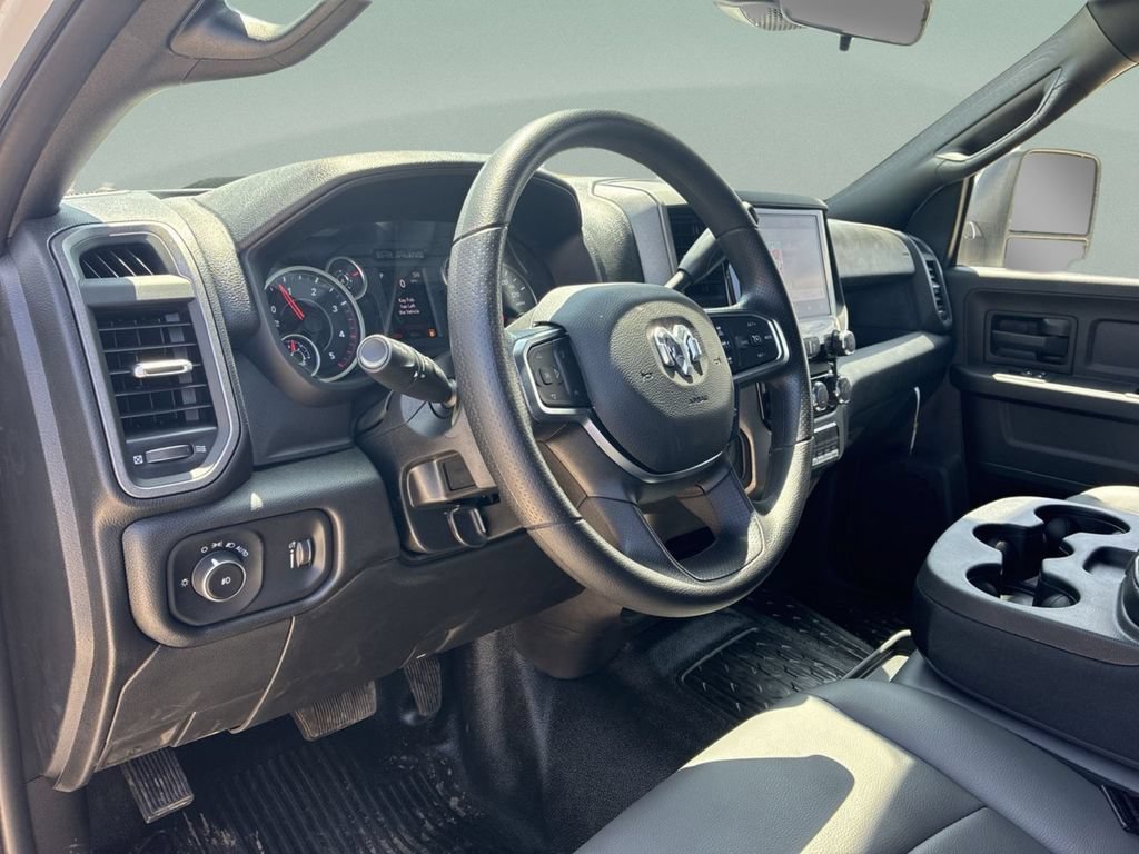 New 2026 RAM 3500 Tradesman AWD/4WD image 23
