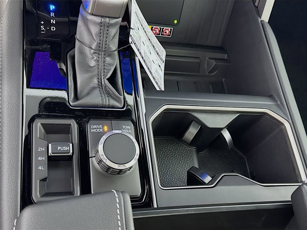 New 2026 Toyota Tundra Limited AWD/4WD image 21