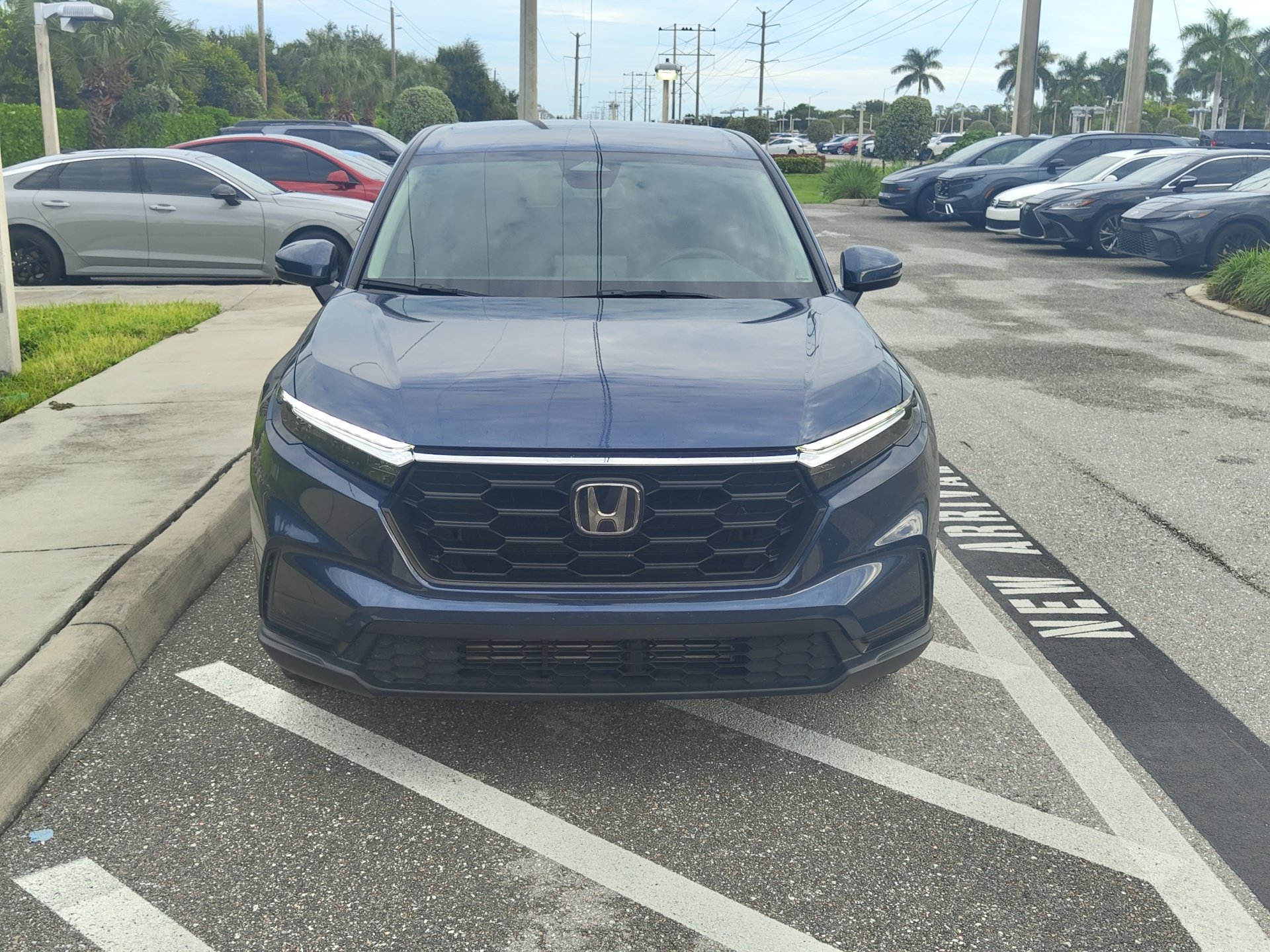 Used 2023 Honda CR-V LX image 15