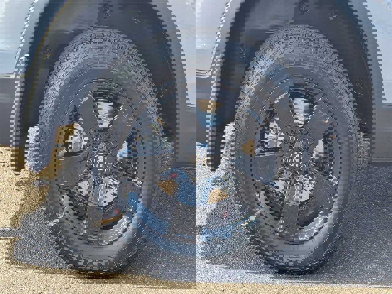 New 2026 Honda Ridgeline Black Edition image 5