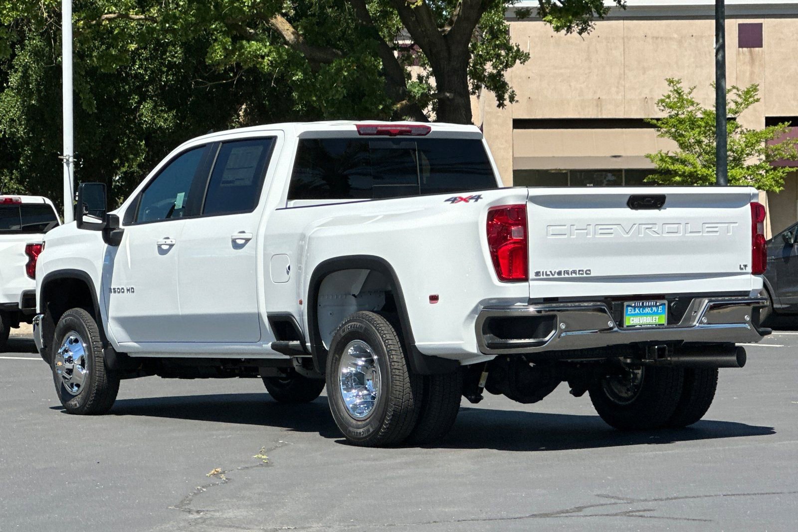 New 2026 Chevrolet Silverado 3500 LT w/ All Star Edition image 5