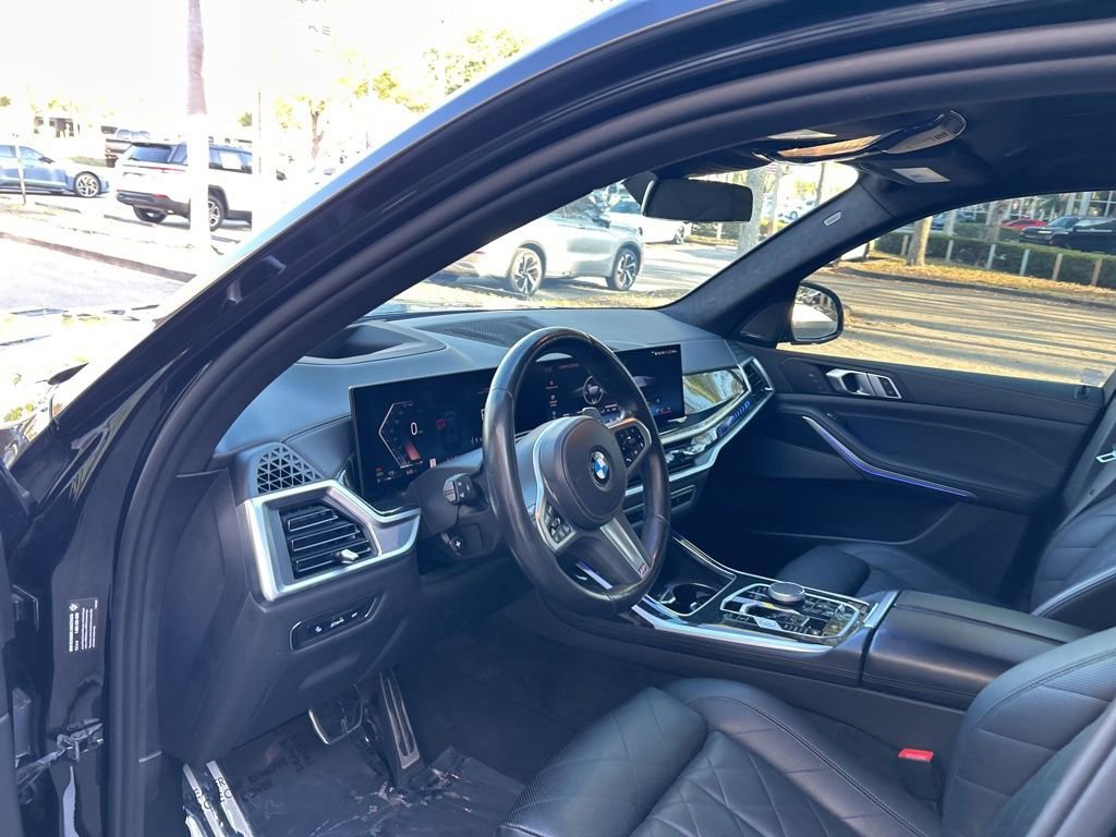 Used 2024 BMW X7 xDrive40i w/ M Sport Package image 6