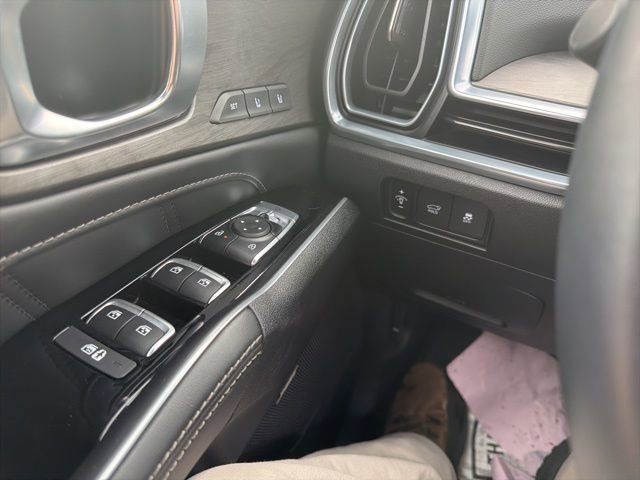 Used 2025 Kia Sorento SX Prestige image 17