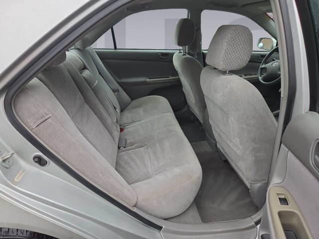 Used 2003 Toyota Camry XLE FWD image 18