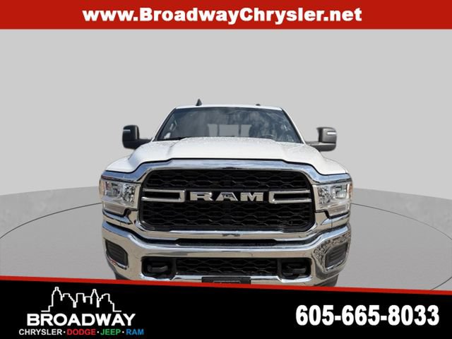 Used 2023 RAM 2500 Tradesman AWD/4WD image 2
