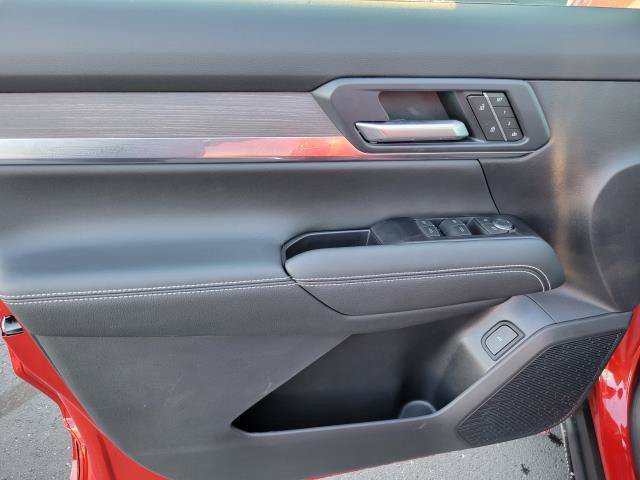 New 2027 GMC Terrain Denali w/ LPO, Floor Liner Package AWD/4WD image 12