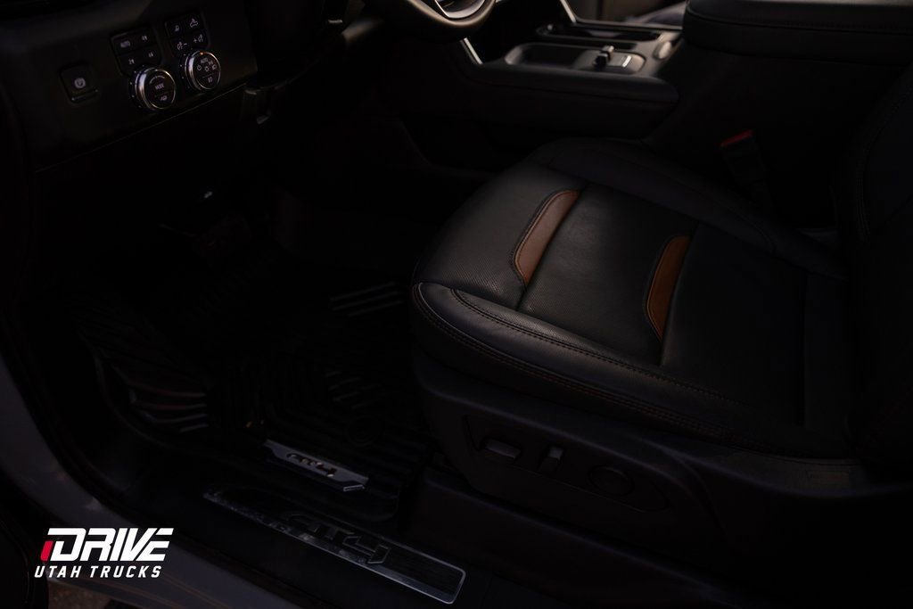 Used 2025 GMC Sierra 3500 AT4 w/ AT4 Premium Plus Package image 22