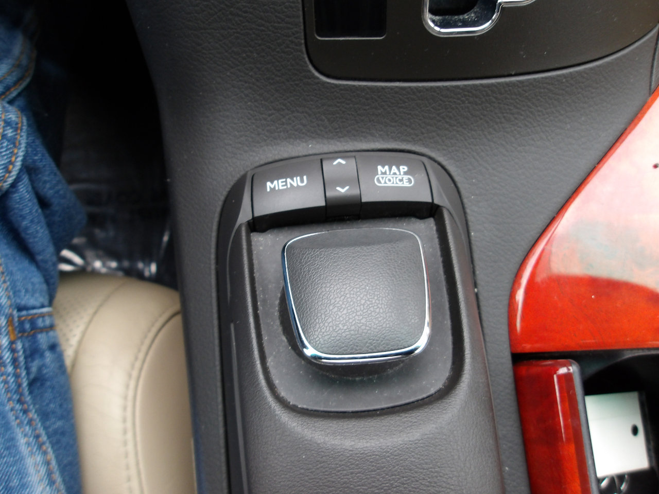 Used 2011 Lexus RX 350 AWD image 22