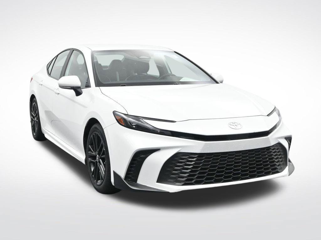 Used 2025 Toyota Camry SE FWD image 3