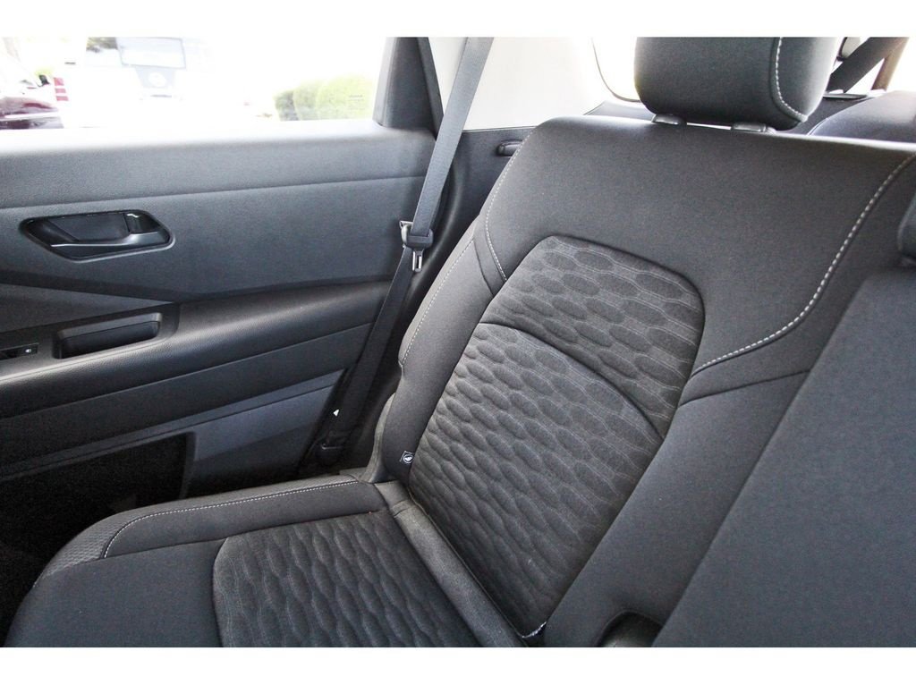 Certified 2024 Nissan Pathfinder SV FWD image 11
