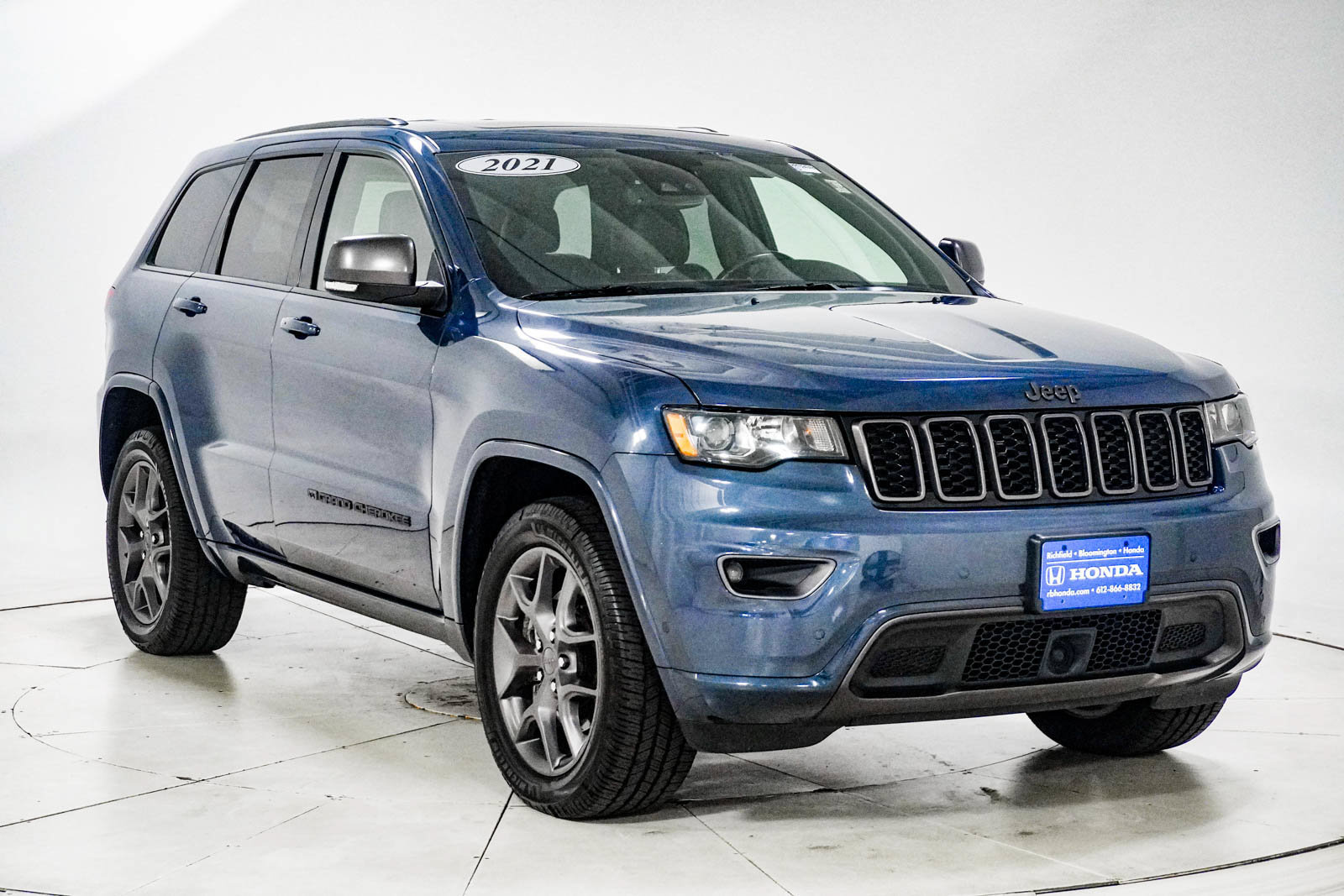 Used 2021 Jeep Grand Cherokee Limited w/ Quick Order Package 28K 80th AWD/4WD image 13