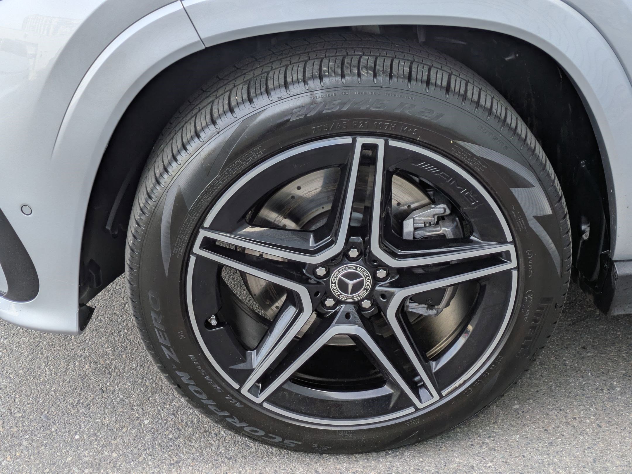 Used 2025 Mercedes-Benz GLS 450 4MATIC image 11