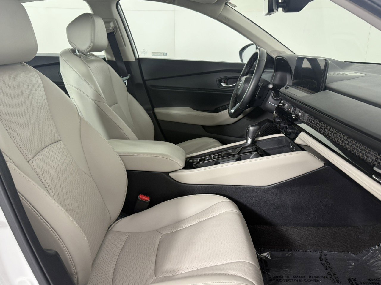 Used 2024 Honda Accord Touring image 10