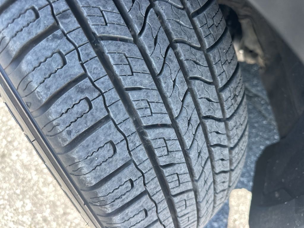 Used 2023 Honda CR-V EX-L image 32