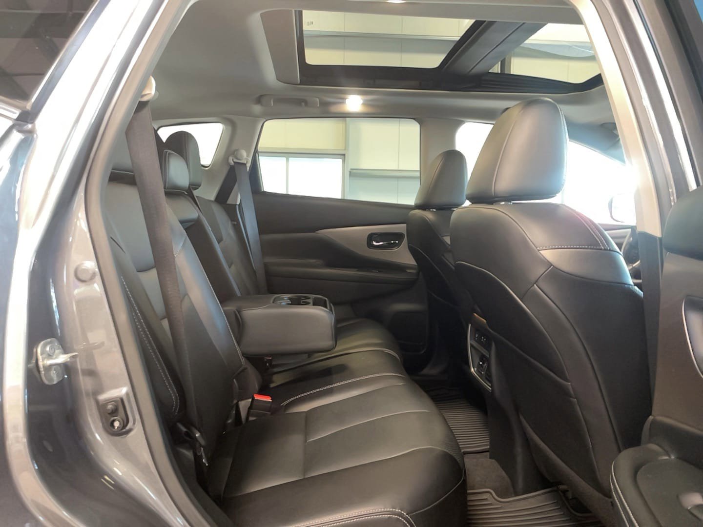 Used 2023 Nissan Murano SL w/ SL Moonroof Package image 22