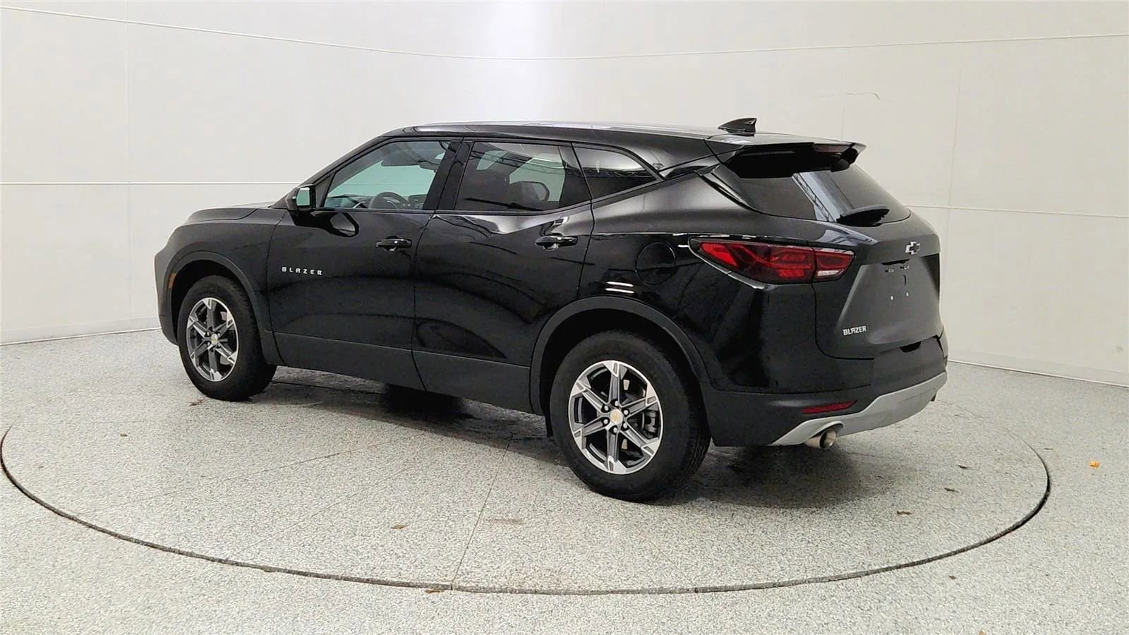 Used 2023 Chevrolet Blazer LT image 5