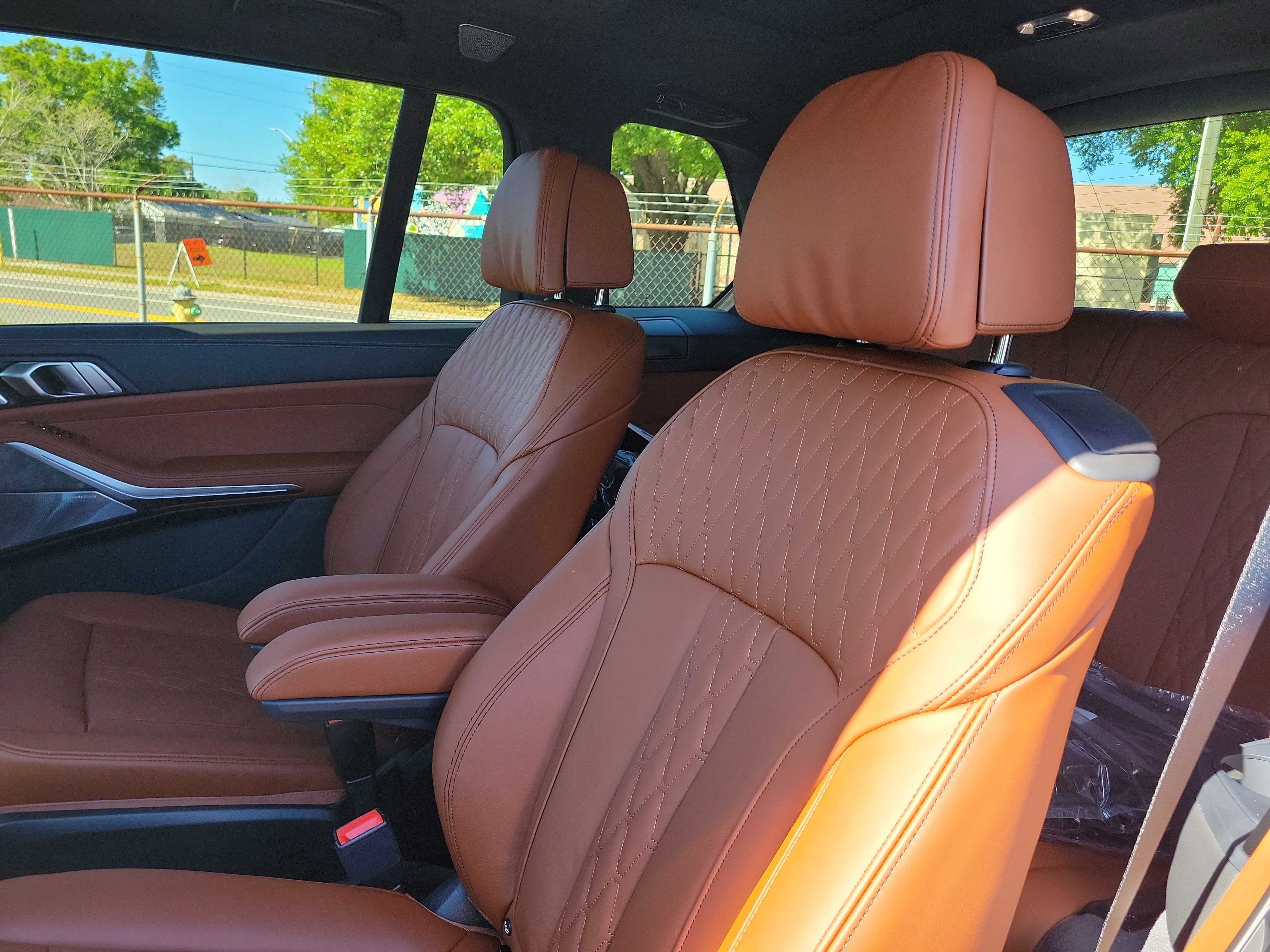 New 2026 BMW X7 xDrive40i w/ Executive Package image 8