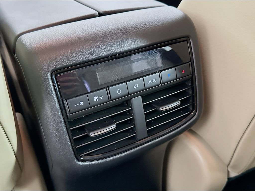 Certified 2023 MAZDA CX-9 Touring Plus image 34