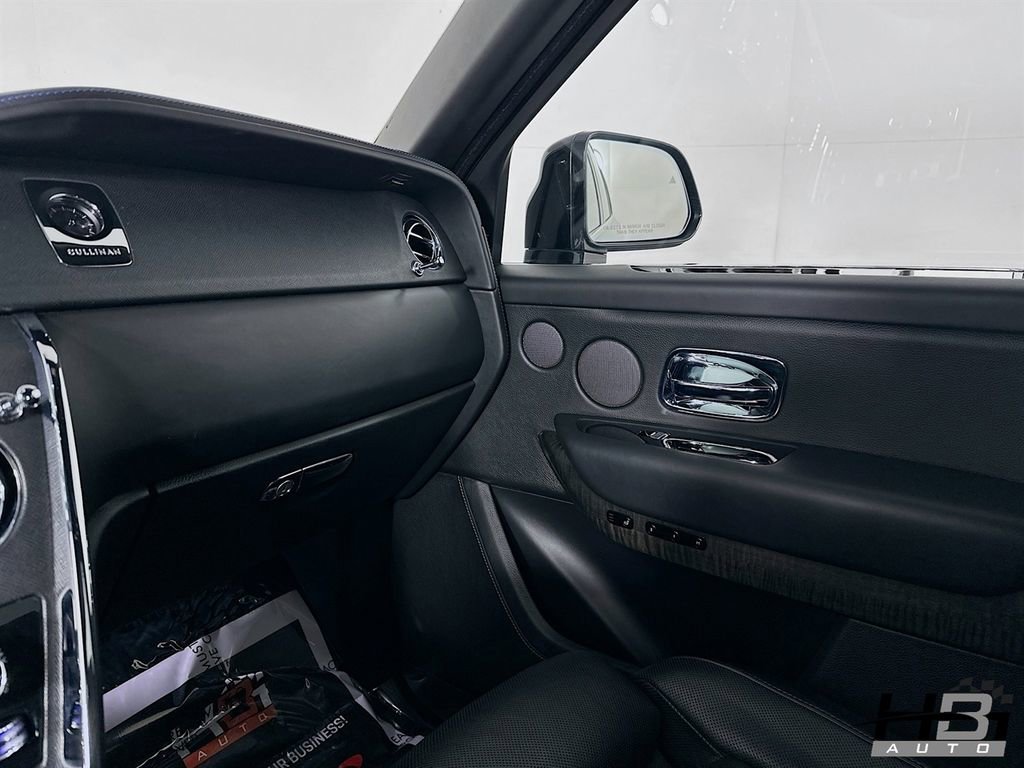 Used 2019 Rolls-Royce Cullinan AWD/4WD image 16