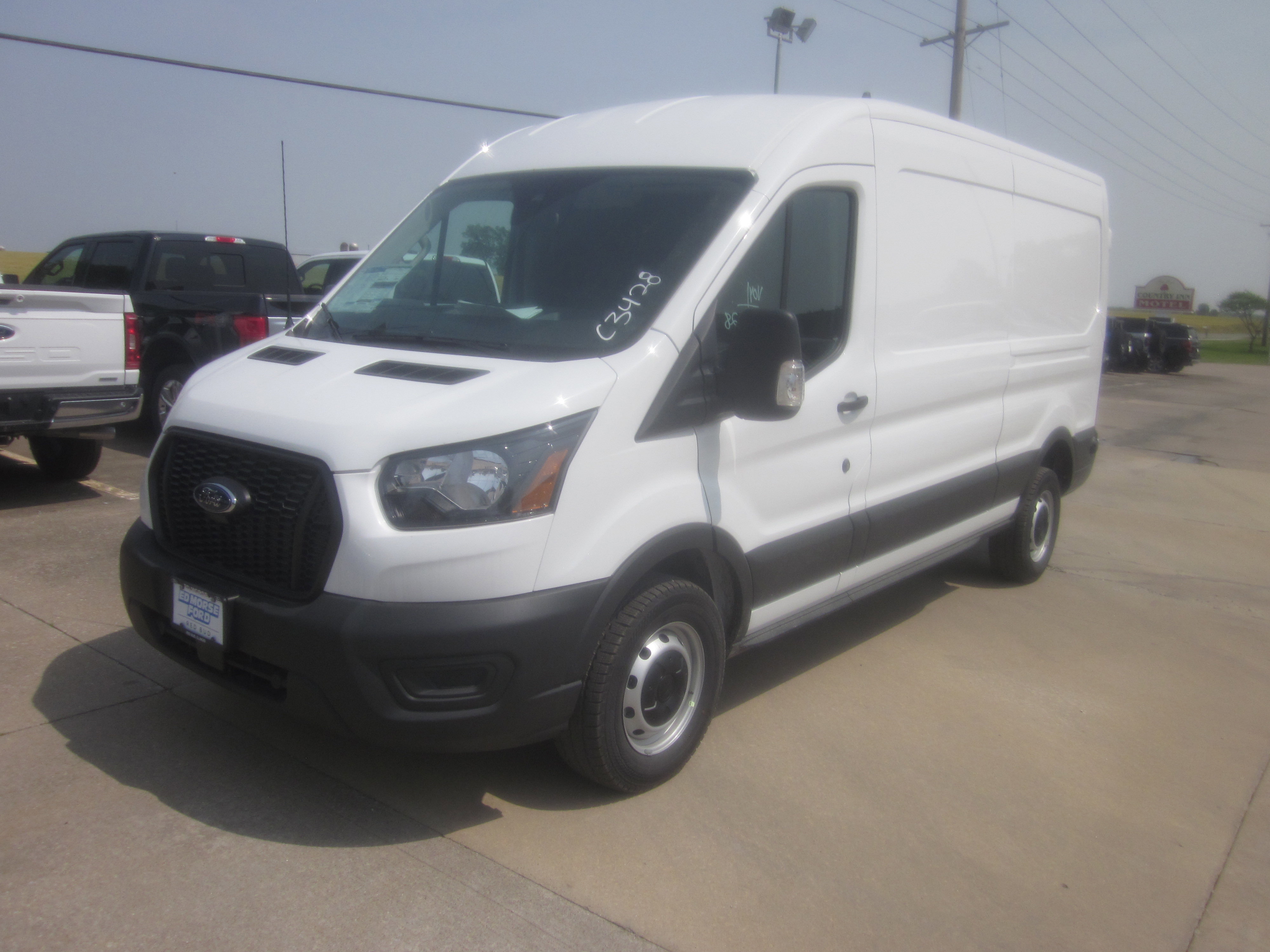 New 2025 Ford Transit 250 148 Medium Roof w/ Load Area Protection Package image 3