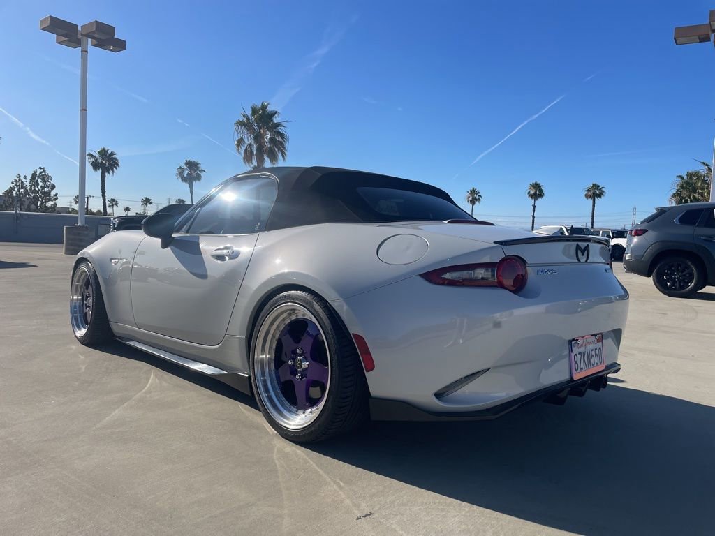 Used 2016 MAZDA MX-5 Miata Club RWD image 5