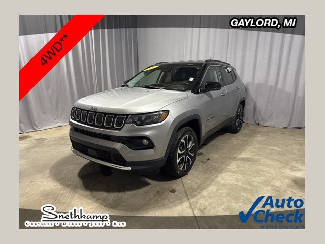 Used 2022 Jeep Compass Limited AWD/4WD image 1