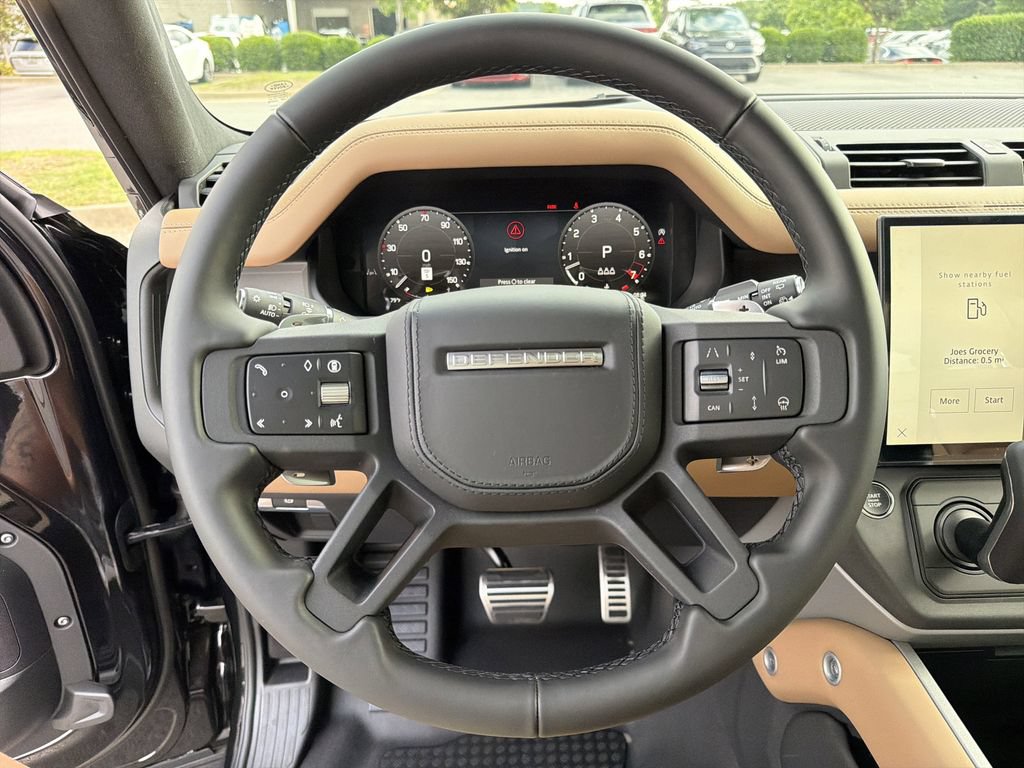 New 2026 Land Rover Defender 90 V8 AWD/4WD image 17