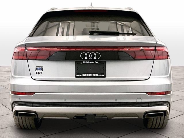 Used 2024 Audi Q8 Premium w/ Convenience Package AWD/4WD image 4