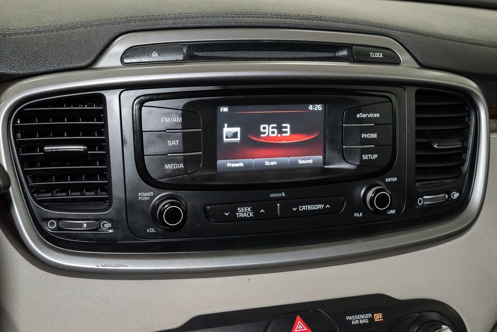 Used 2016 Kia Sorento FWD w/ LX Convenience Package image 16