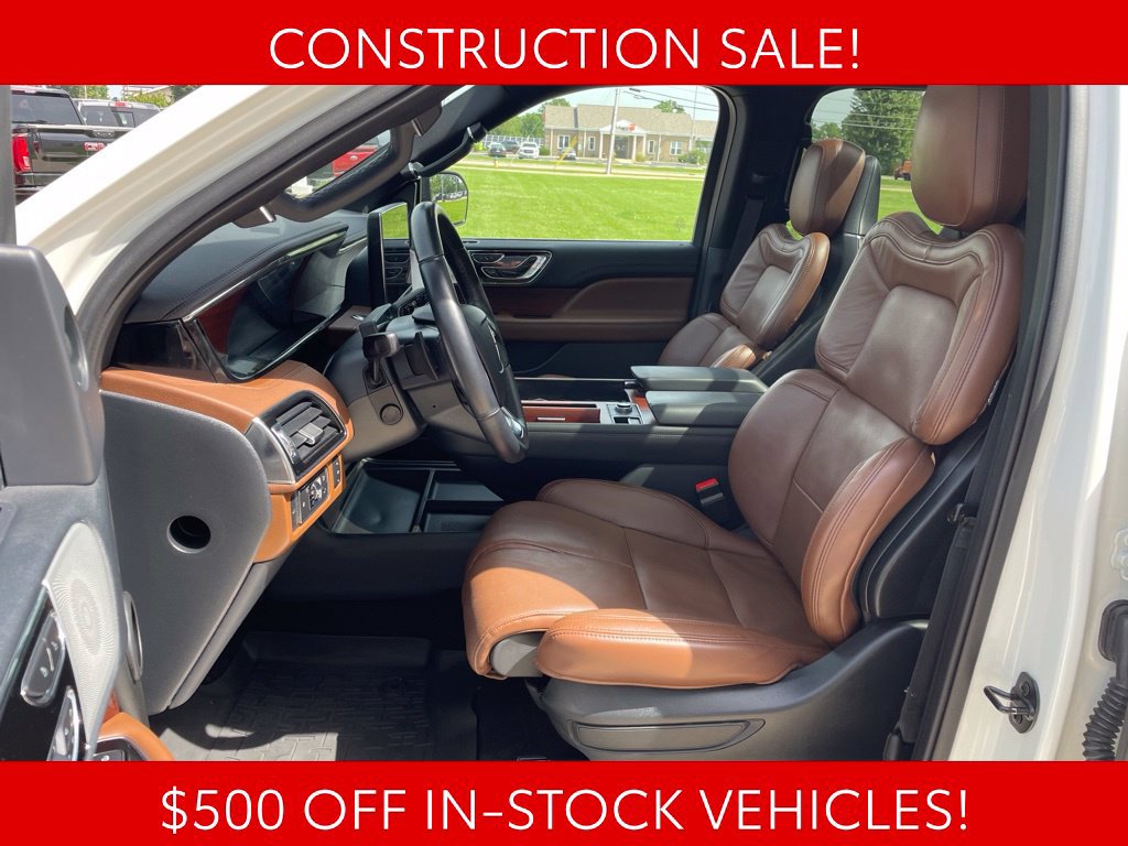 Used 2022 Lincoln Navigator Reserve AWD/4WD image 8