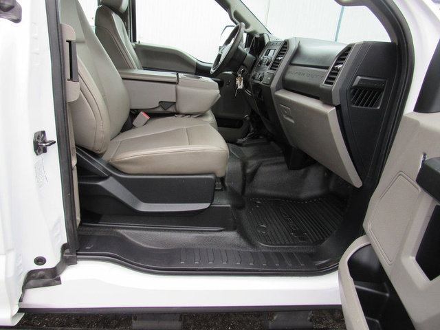 Used 2017 Ford F450 XL w/ Power Equipment Group image 13