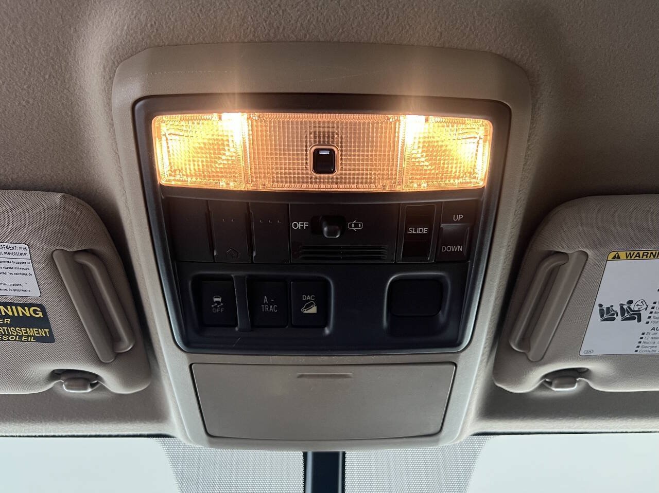 Used 2011 Toyota 4Runner SR5 w/ Premium Pkg w/Leather AWD/4WD image 33