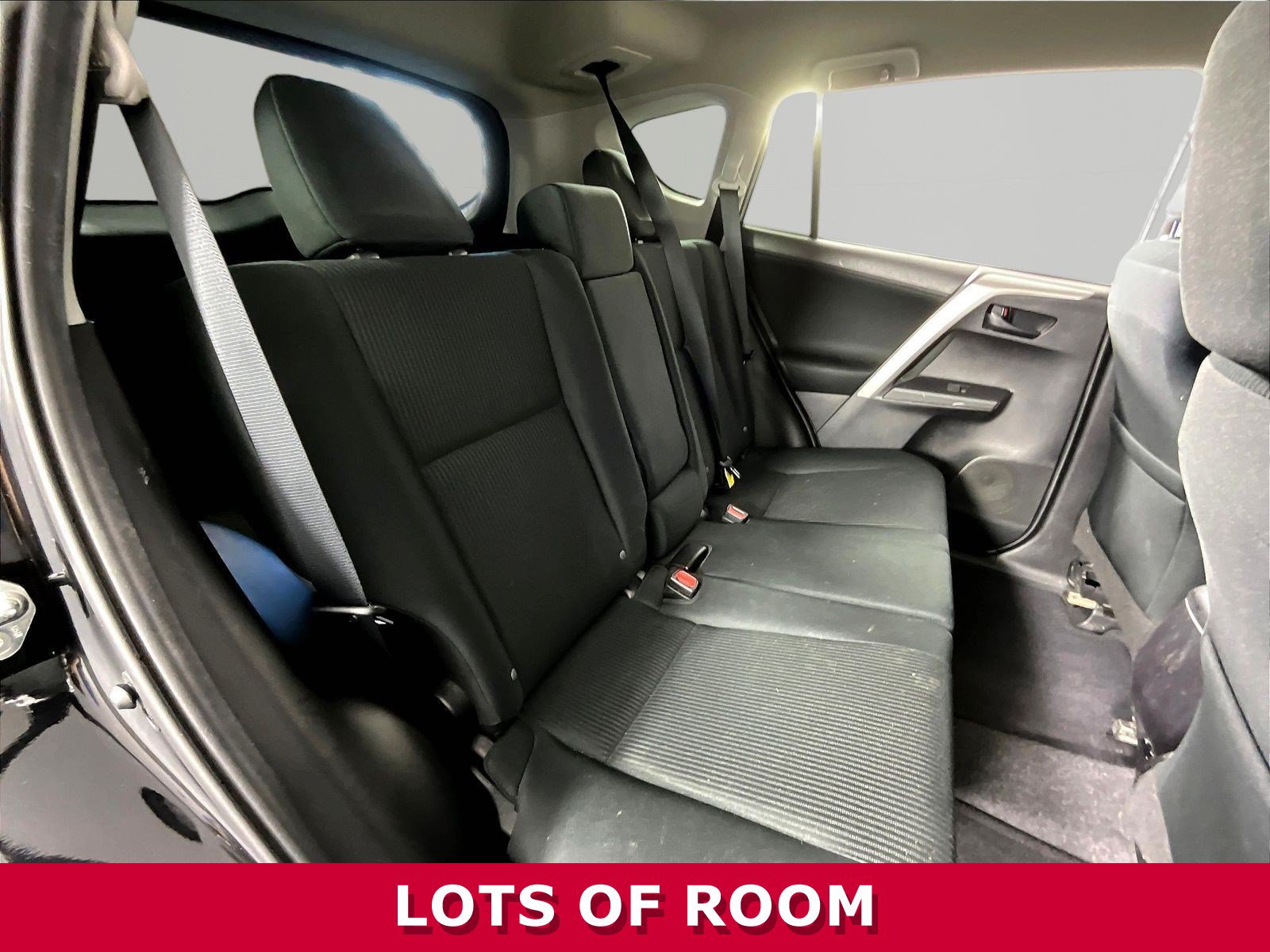 Used 2016 Toyota RAV4 LE AWD/4WD image 23
