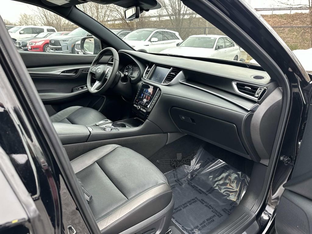 Certified 2025 INFINITI QX55 Luxe w/ Cargo Package image 38
