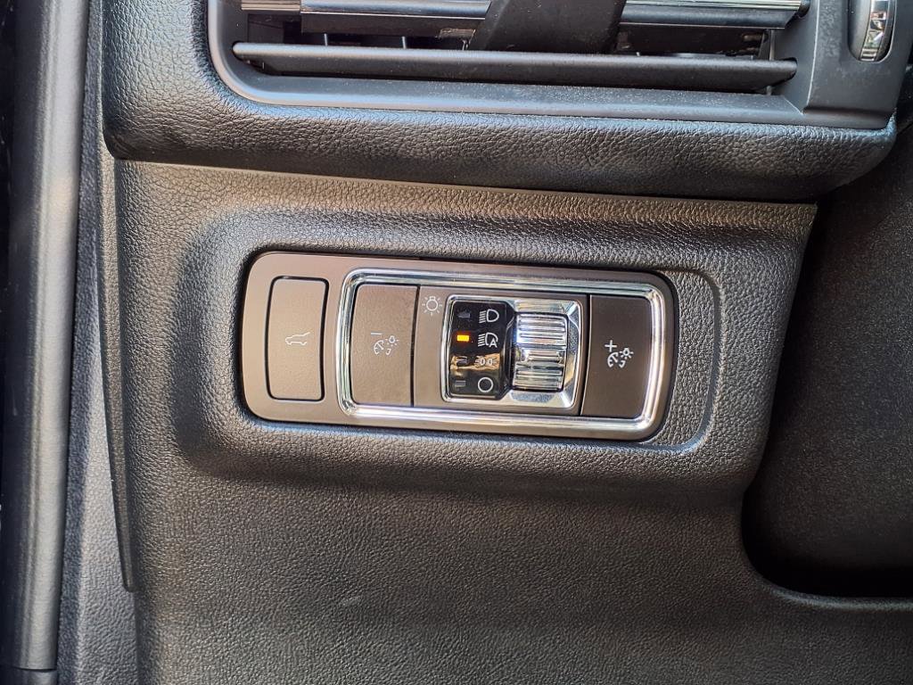 Certified 2023 Lincoln Corsair AWD w/ Equipment Group 101A image 20