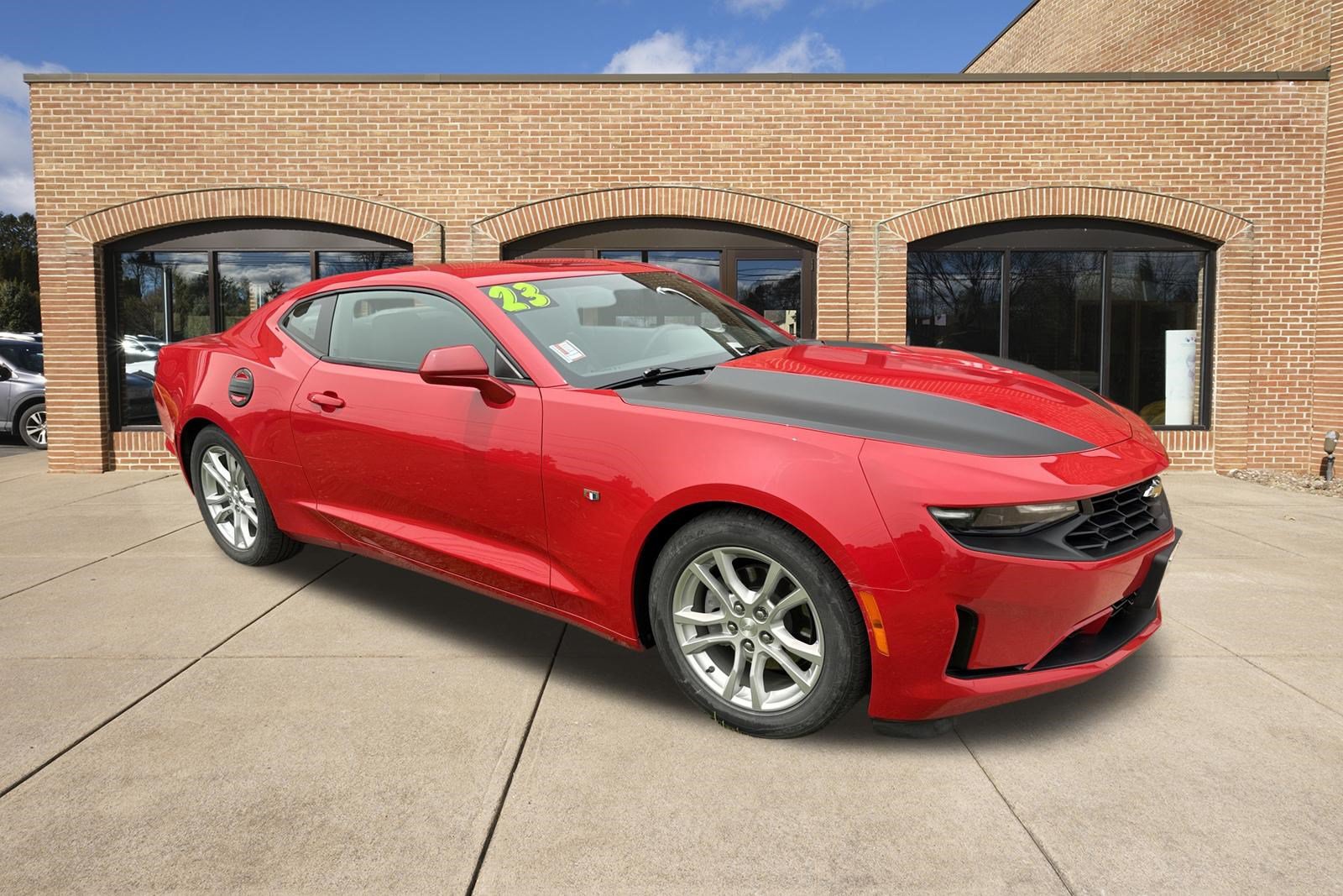 Used 2023 Chevrolet Camaro LS RWD image 1