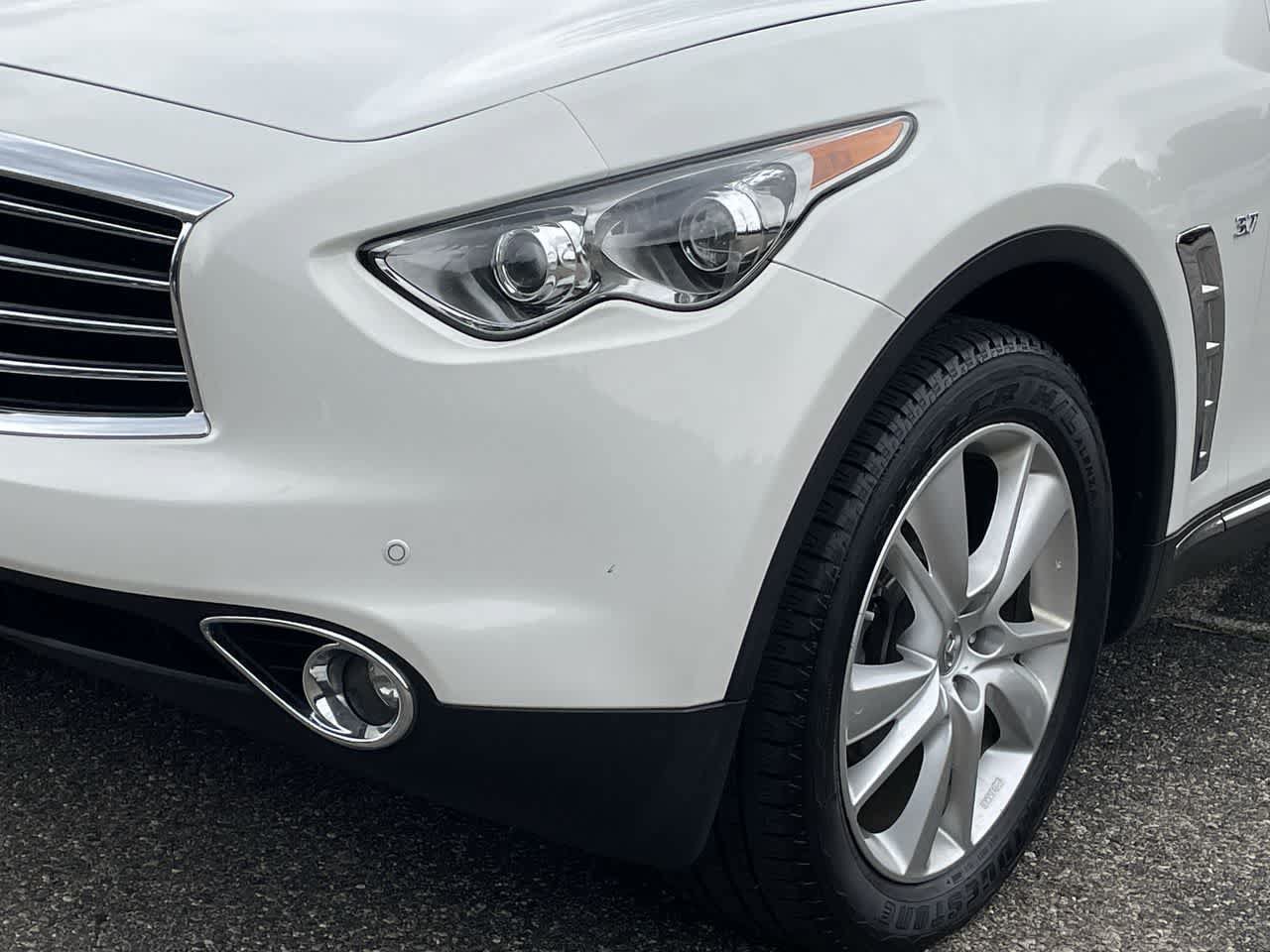 Used 2015 INFINITI QX70 AWD w/ Premium Package image 42