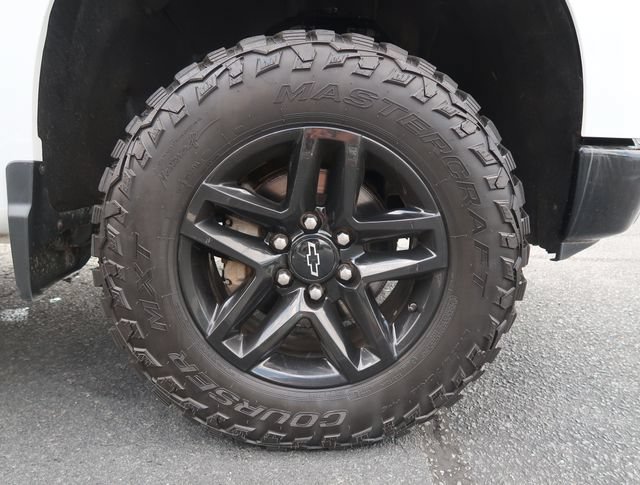 Used 2023 Chevrolet Silverado 1500 Custom Trail Boss AWD/4WD image 41