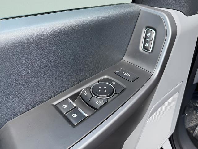 New 2025 Ford F550 4x4 Regular Cab Super Duty w/ XLT Value Package image 13