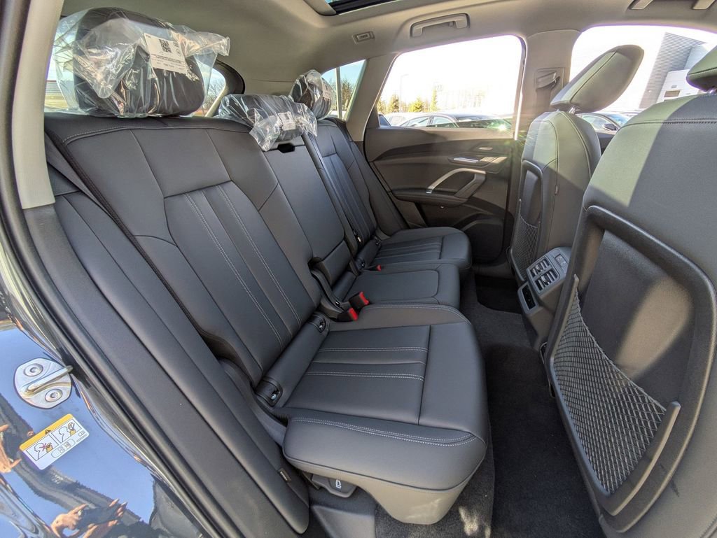 New 2025 Audi Q5 Premium Plus image 22