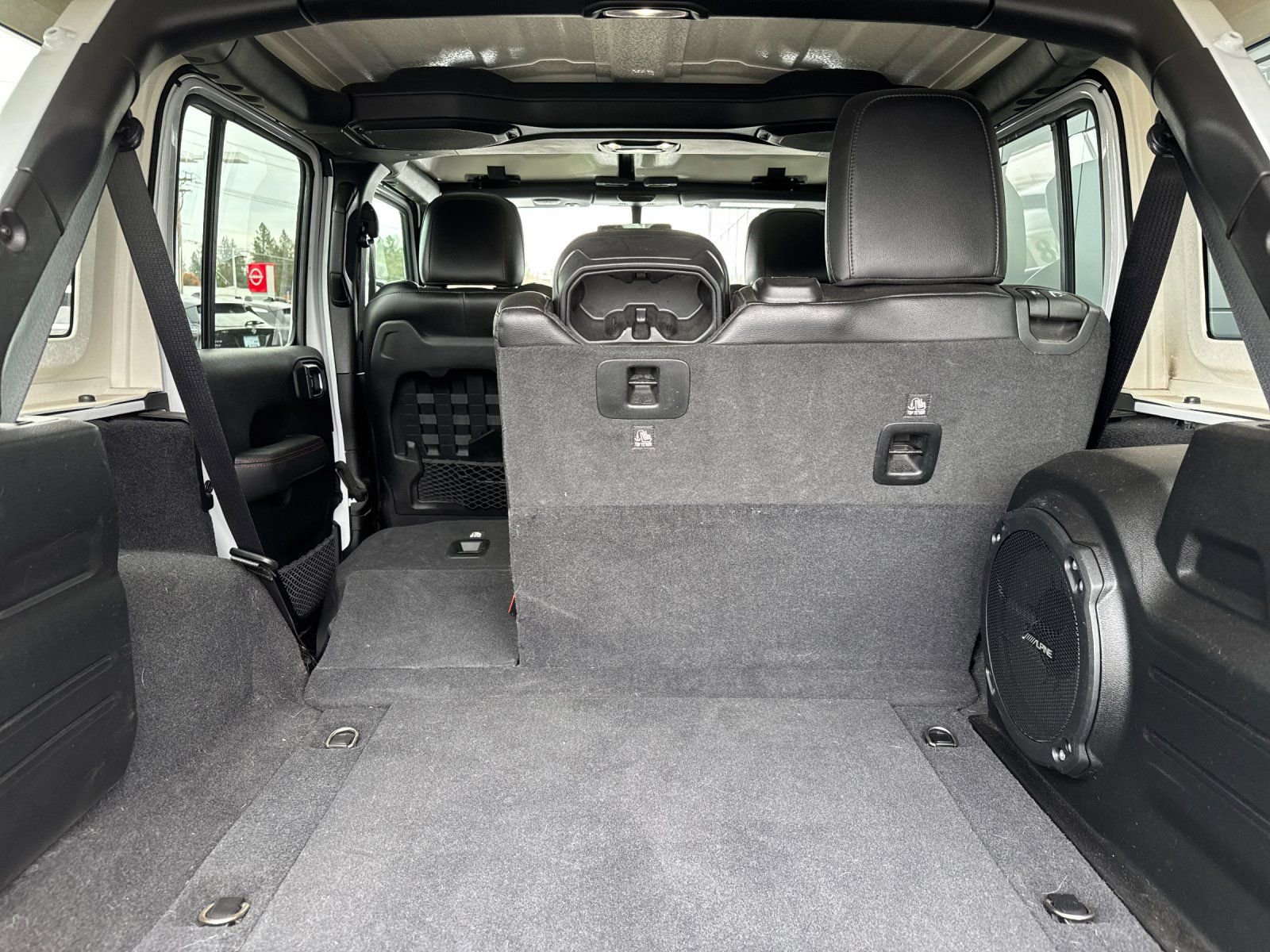 Used 2021 Jeep Wrangler Unlimited Rubicon AWD/4WD image 14