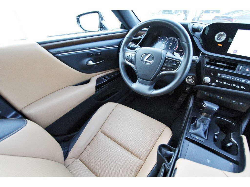 Used 2023 Lexus ES 350 w/ Premium Package FWD image 9